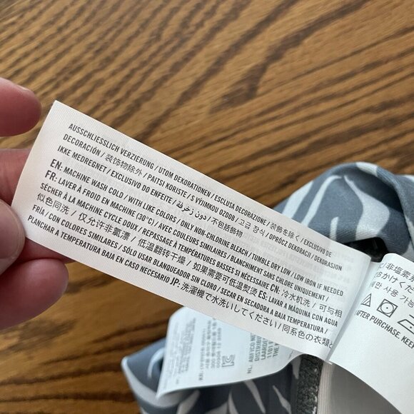 Gilly Hicks Women XS Blue/Gray Allover Design Pocketed Athletic Style Leggings - Picture 10 of 10